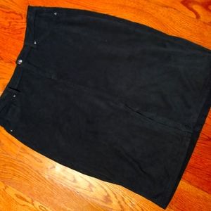 Black pencil skirt